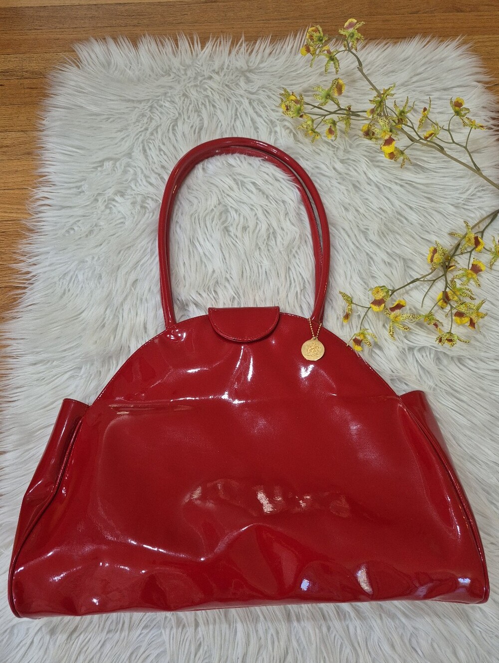 Giorgio Beverly Hills Glossy Red Patent Shoulder Tote Bag for Women